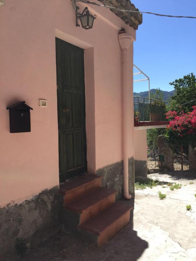 La Casa Del Borgo Cavallaro Gaggi Exterior photo